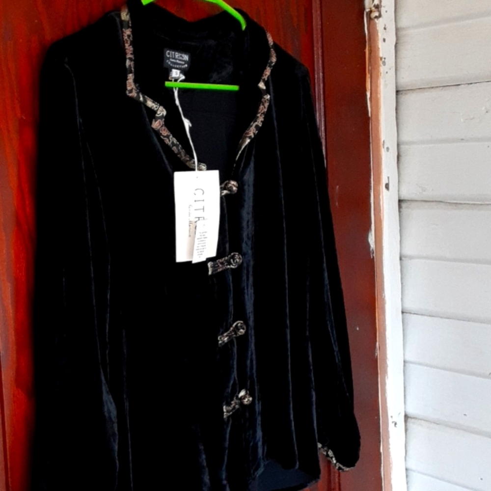 Citron sz Small Oriental trim velvet Jacket NWT